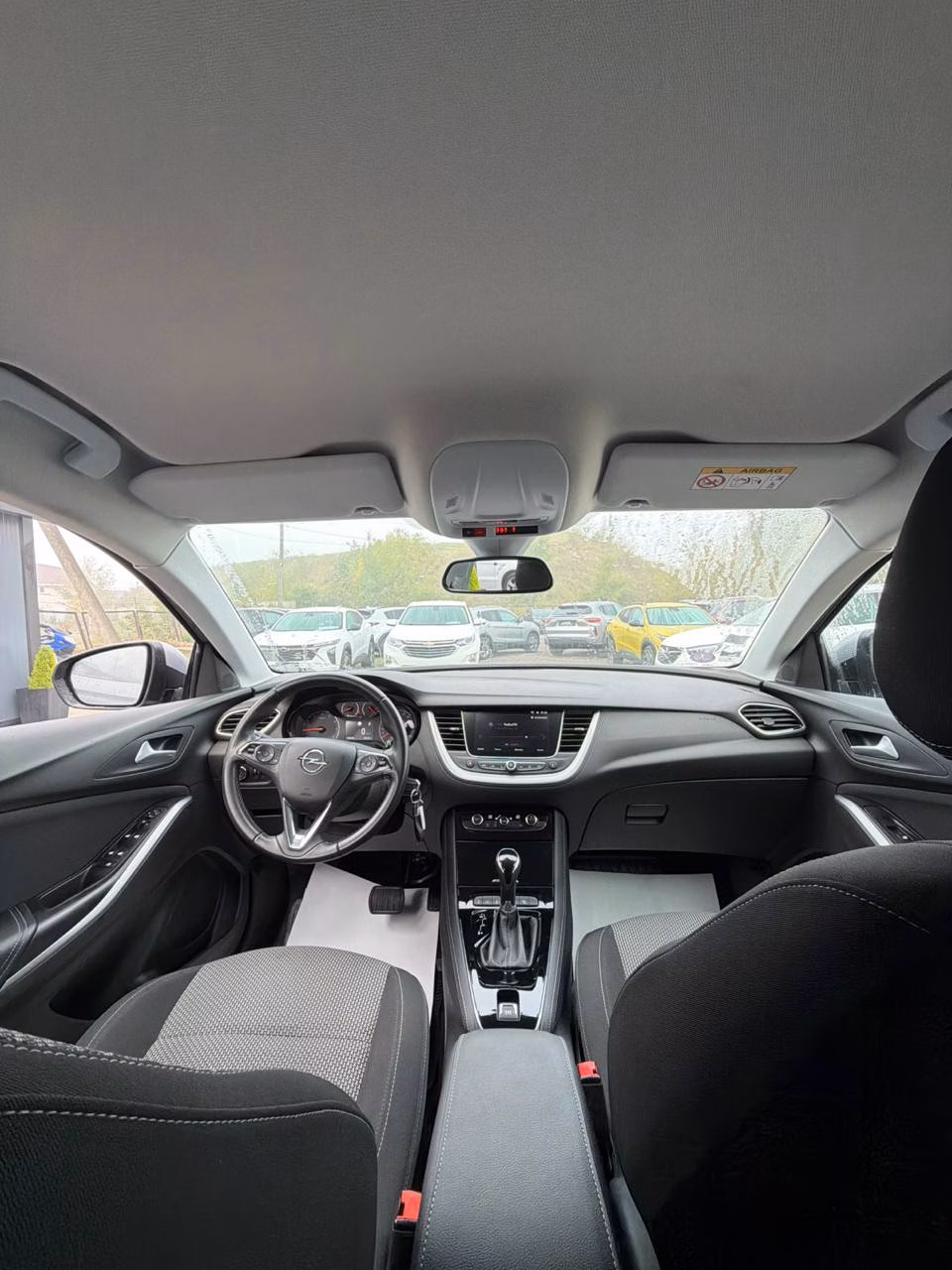 Opel Grandland X фото 10