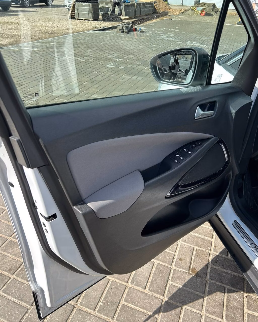 Opel Crossland X фото 9