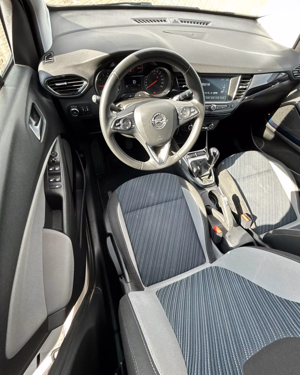 Opel Crossland X фото 10