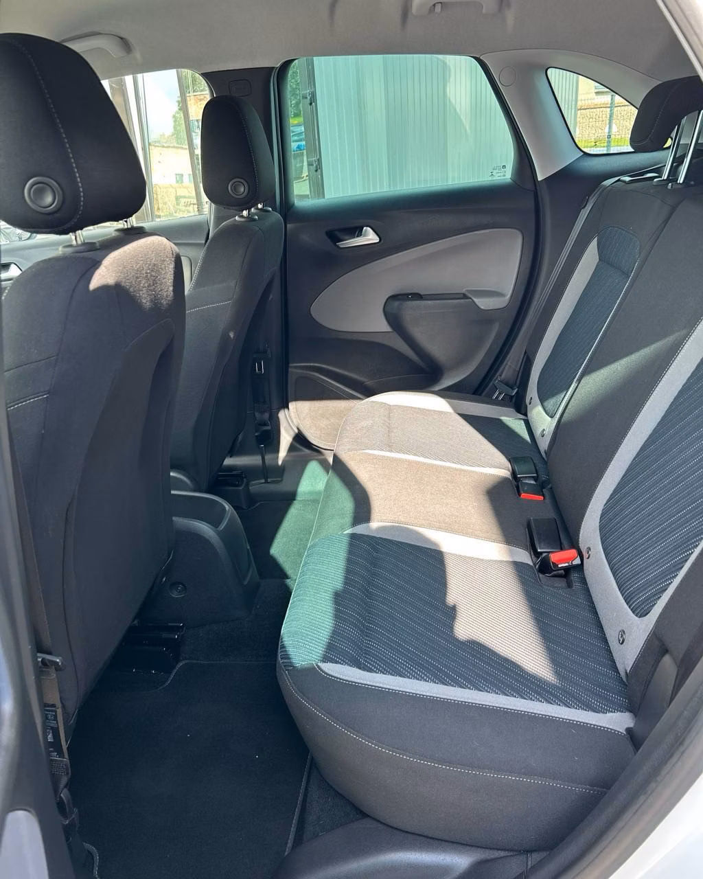 Opel Crossland X фото 14