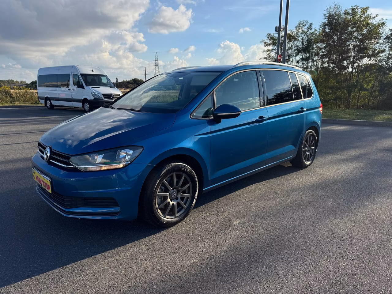 Volkswagen Touran фото 2