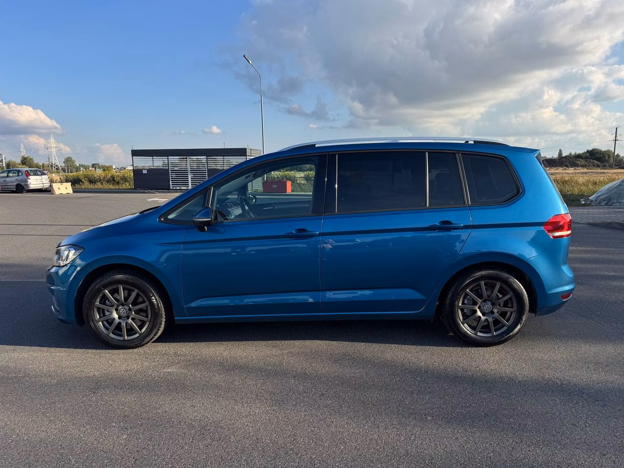 Volkswagen Touran фото 3