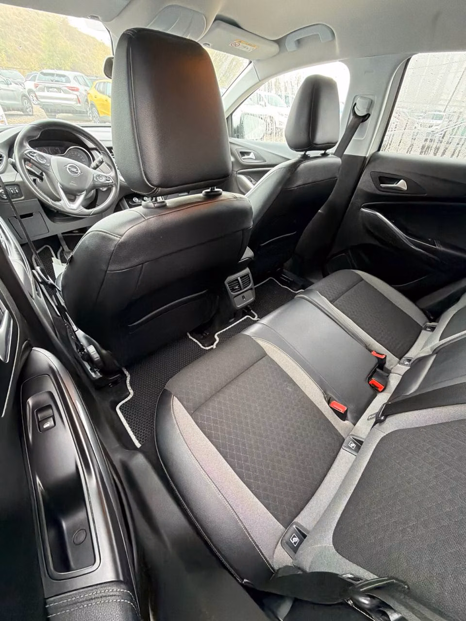 Opel Grandland X фото 8