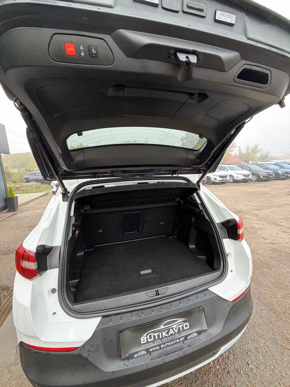 Opel Grandland X фото 9