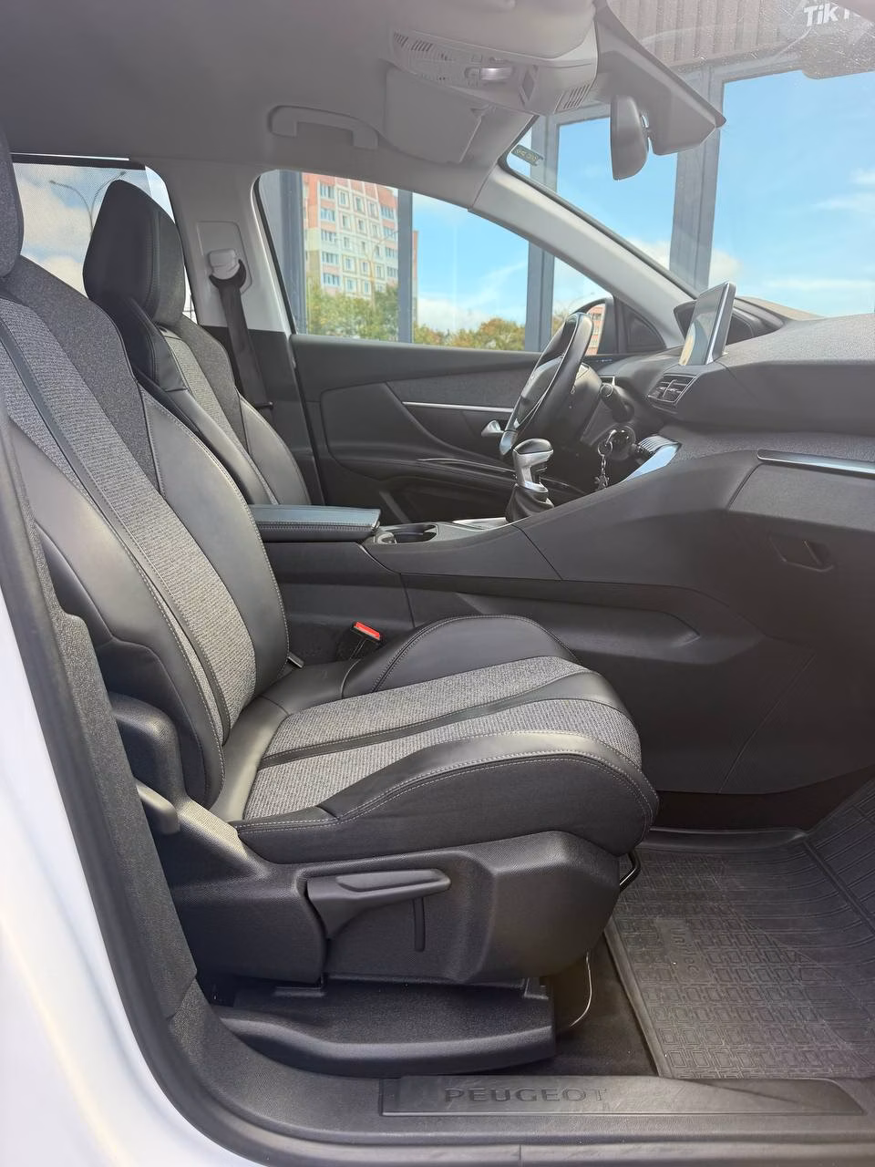 Peugeot 5008 фото 15