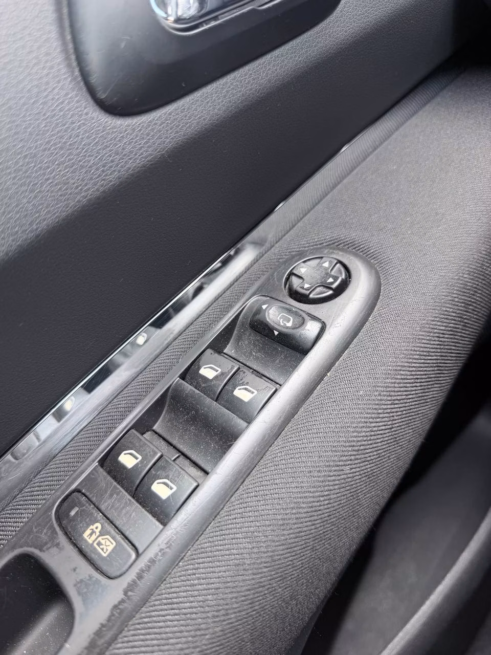Peugeot 3008 фото 13