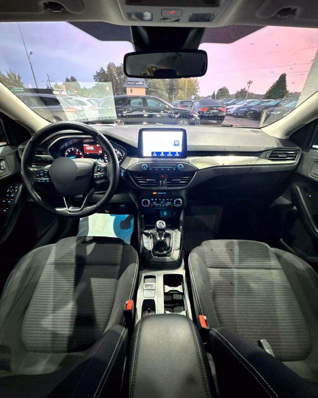 Ford Focus фото 12