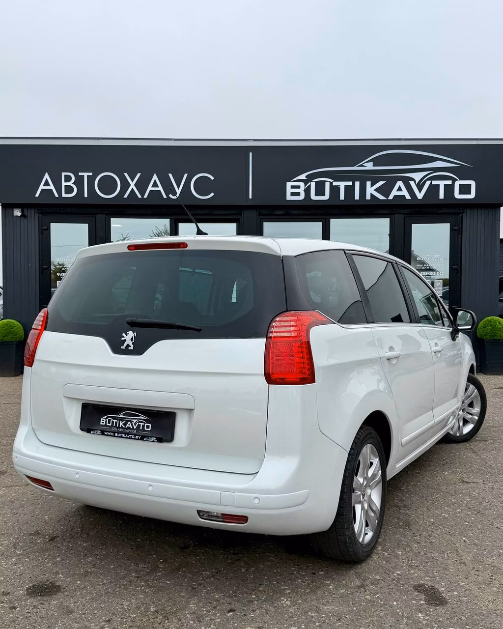 Peugeot 5008 фото 7