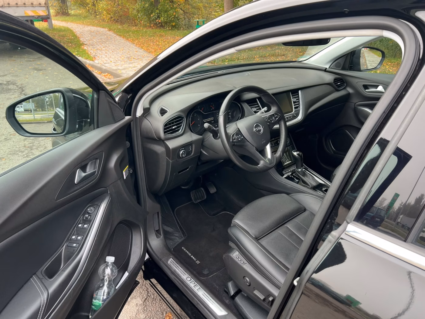 Opel Grandland X фото 10