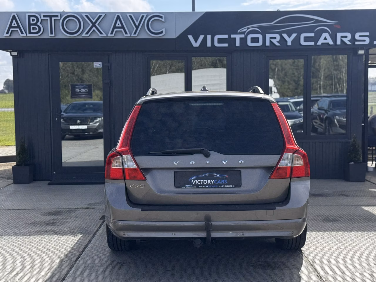 Volvo V70 фото 3