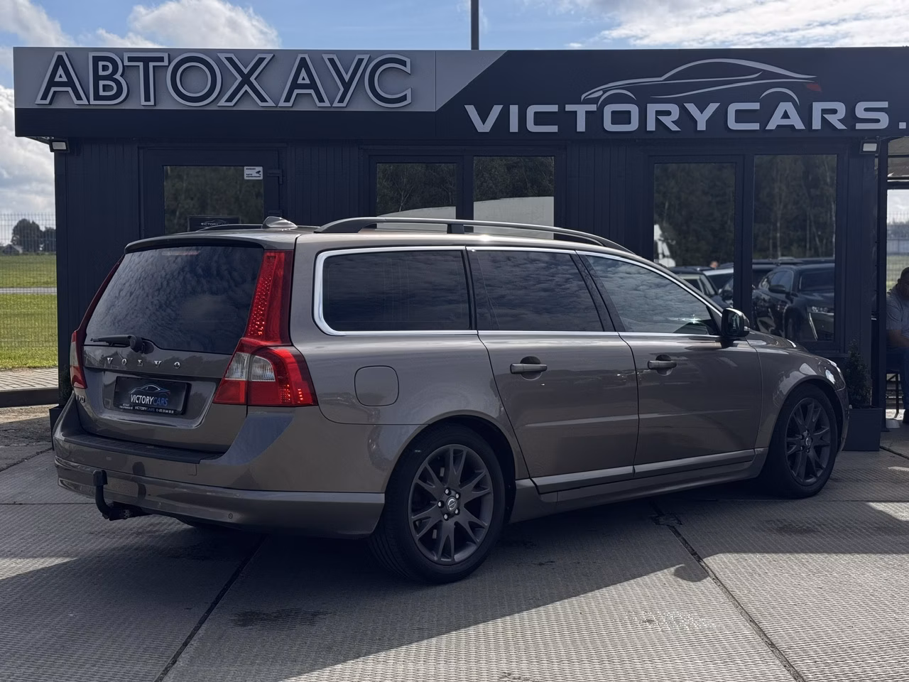 Volvo V70 фото 4