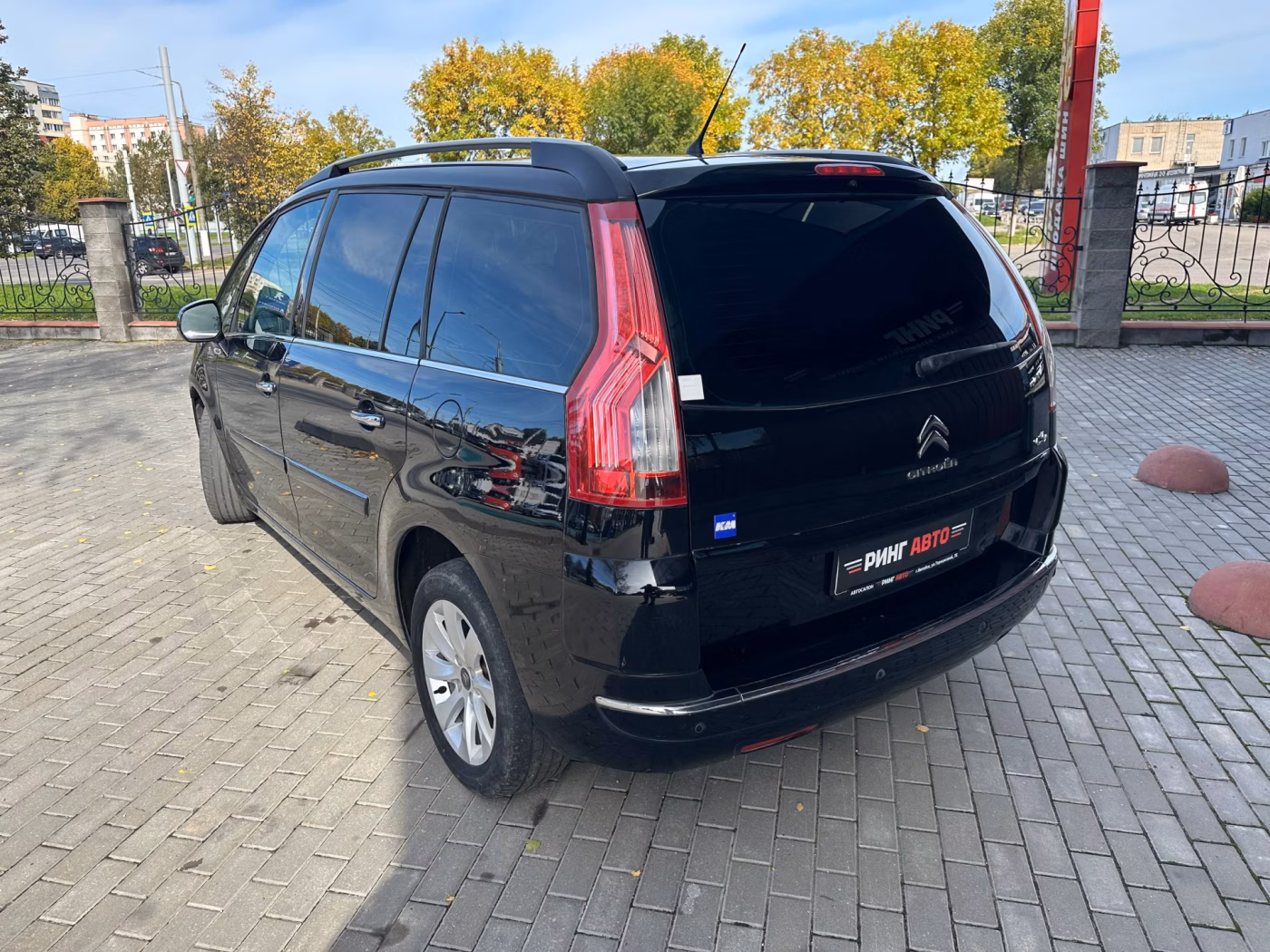 Citroen C4 Picasso фото 7