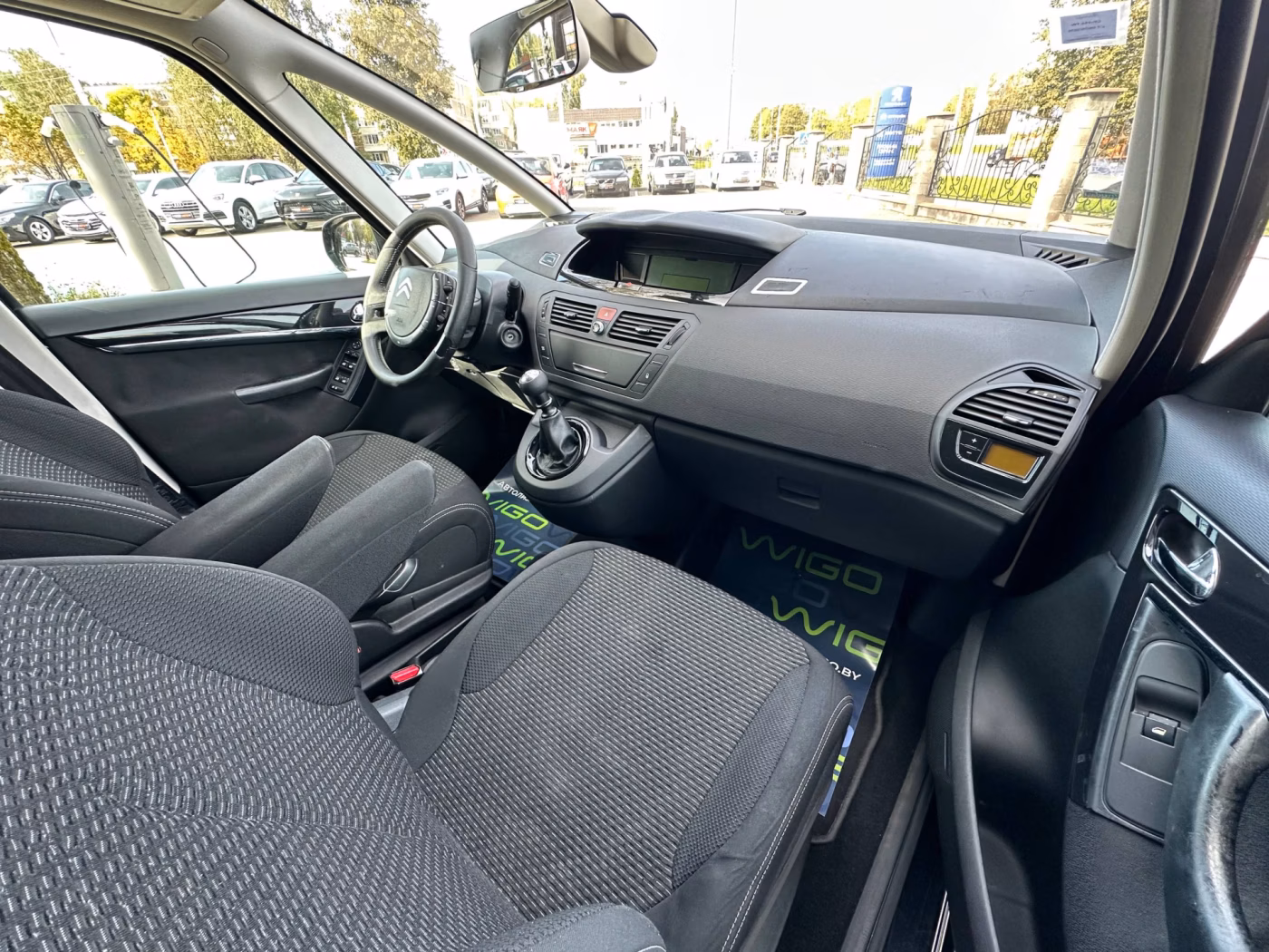 Citroen C4 Picasso фото 12