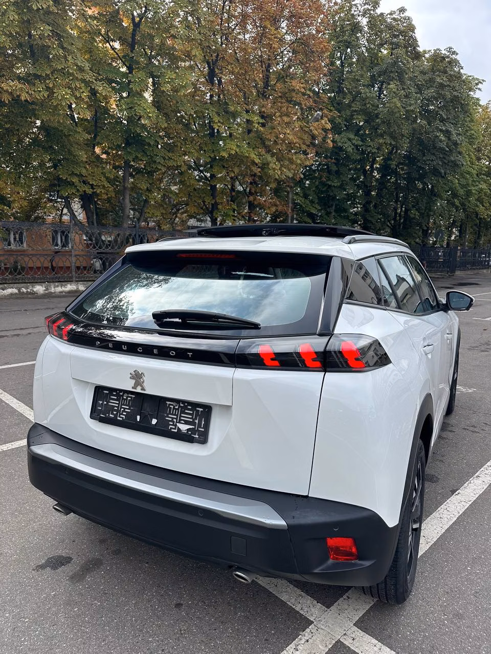 Peugeot 2008 фото 9