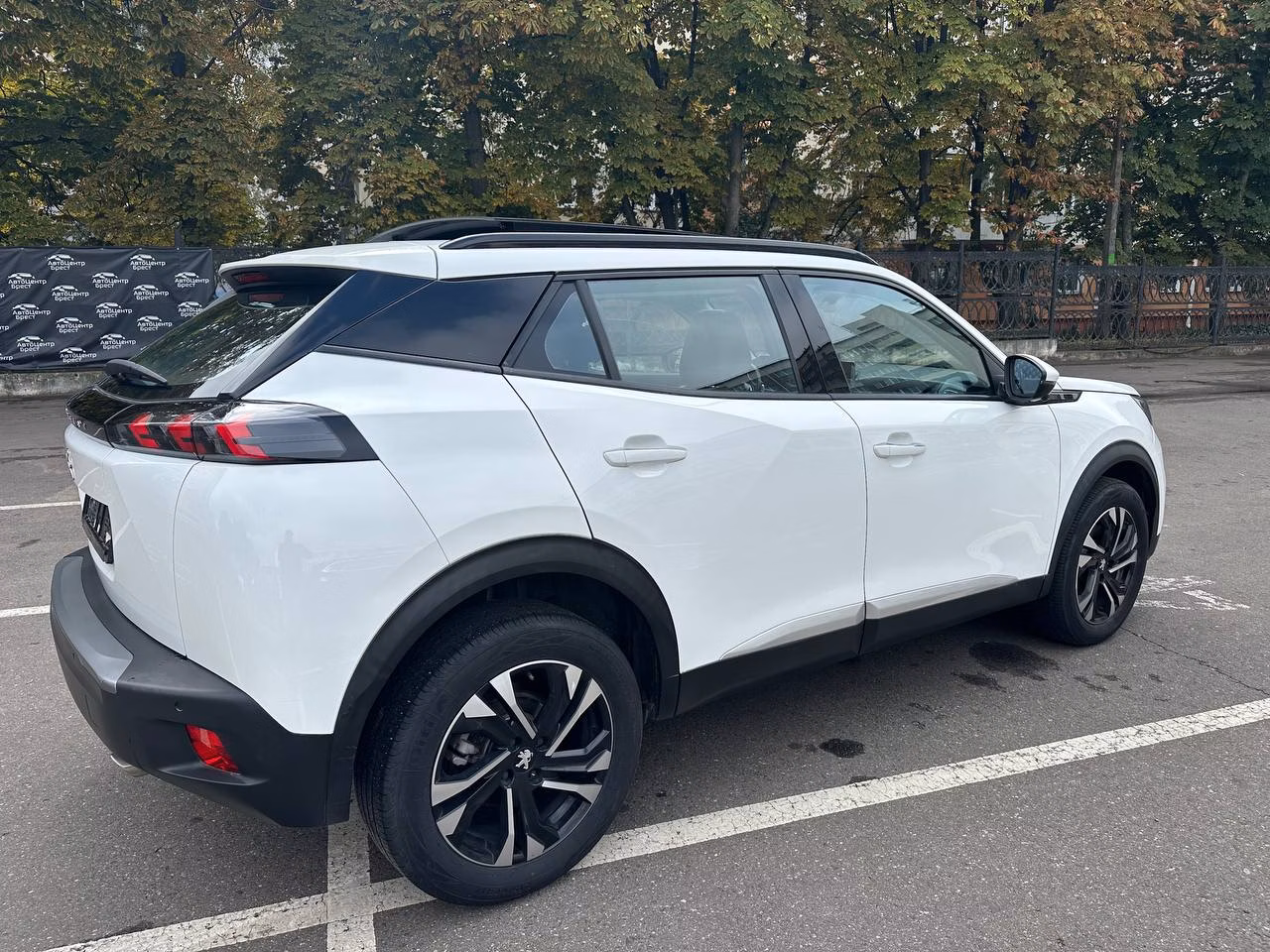 Peugeot 2008 фото 10