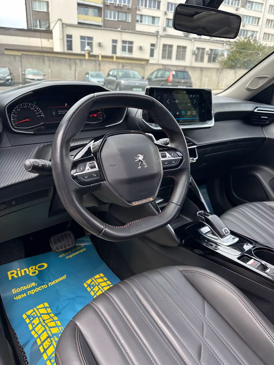 Peugeot 2008 фото 16