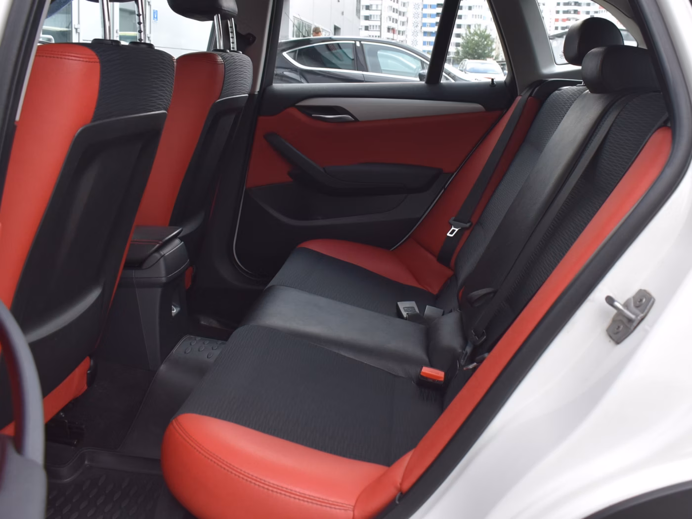 BMW X1 фото 12