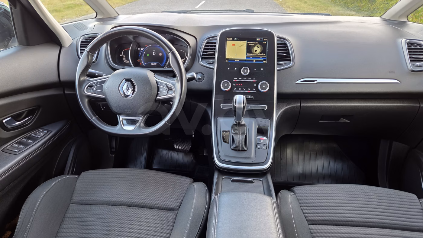 Renault Grand Scenic фото 10