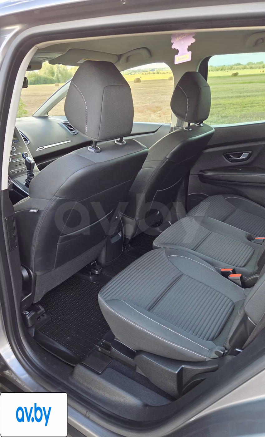 Renault Grand Scenic фото 15