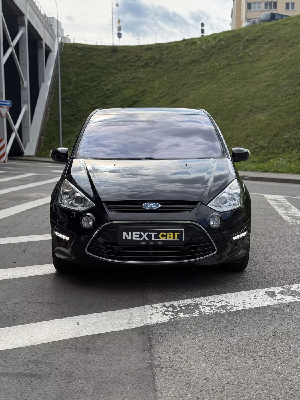 Ford S-MAX фото 2