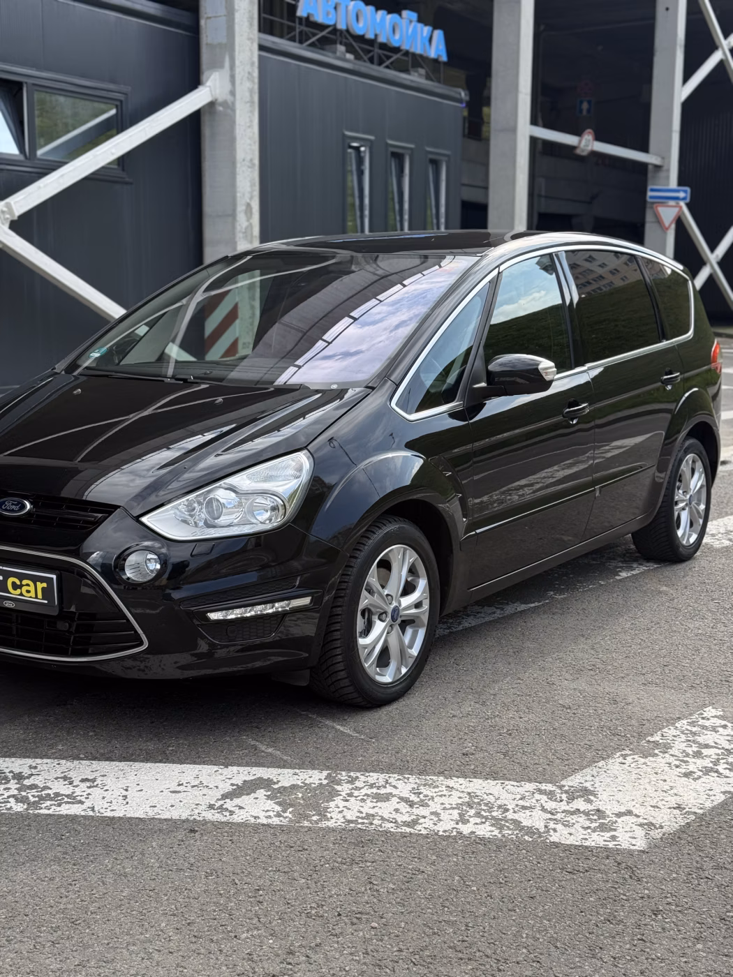 Ford S-MAX фото 5