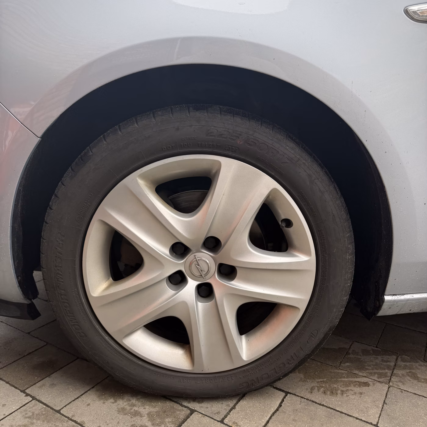 Opel Zafira фото 8