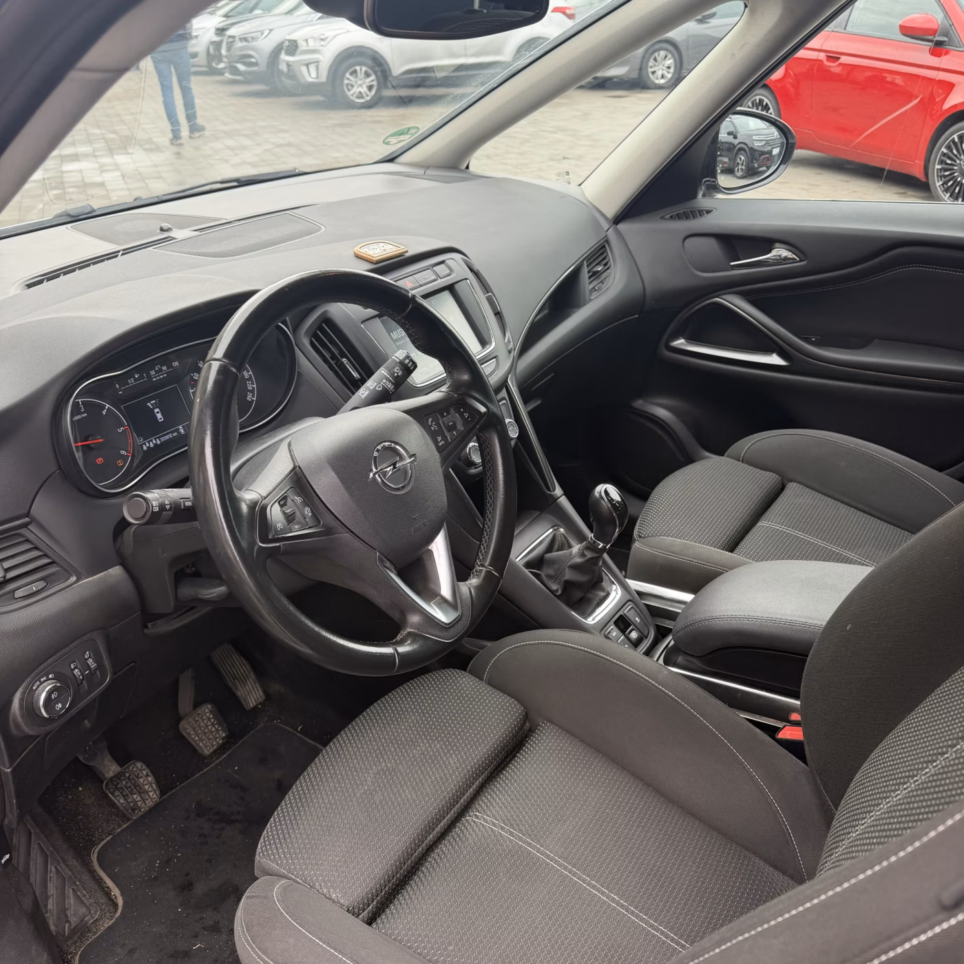 Opel Zafira фото 11