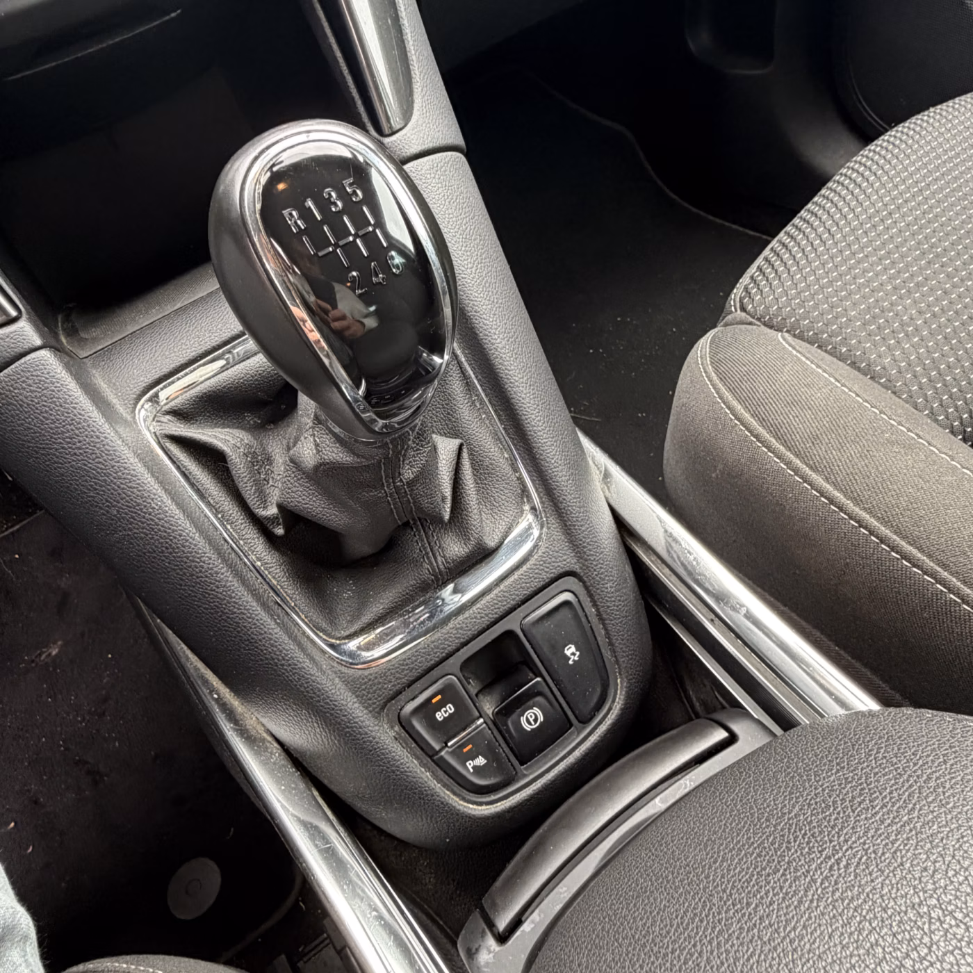 Opel Zafira фото 14