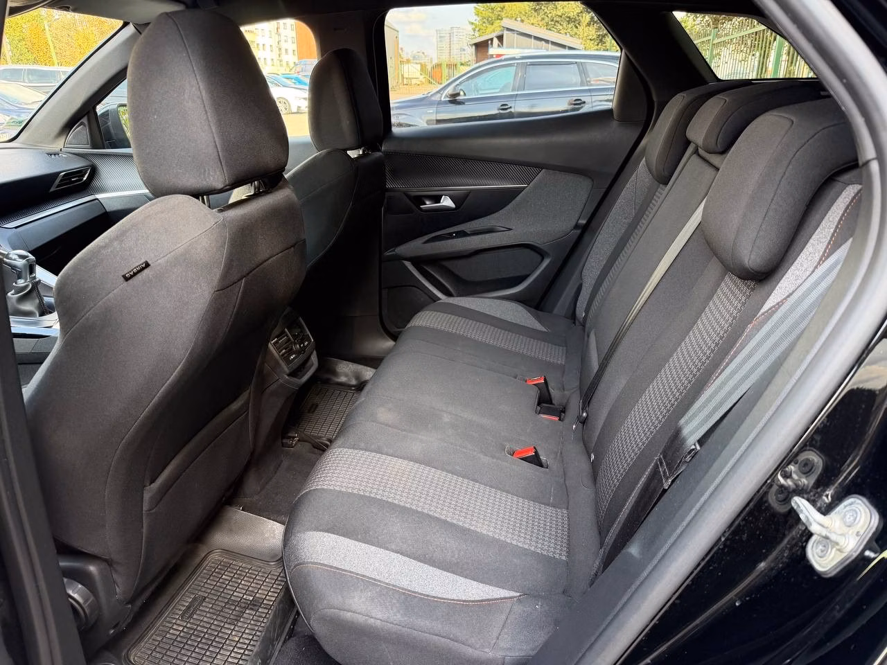 Peugeot 3008 фото 14