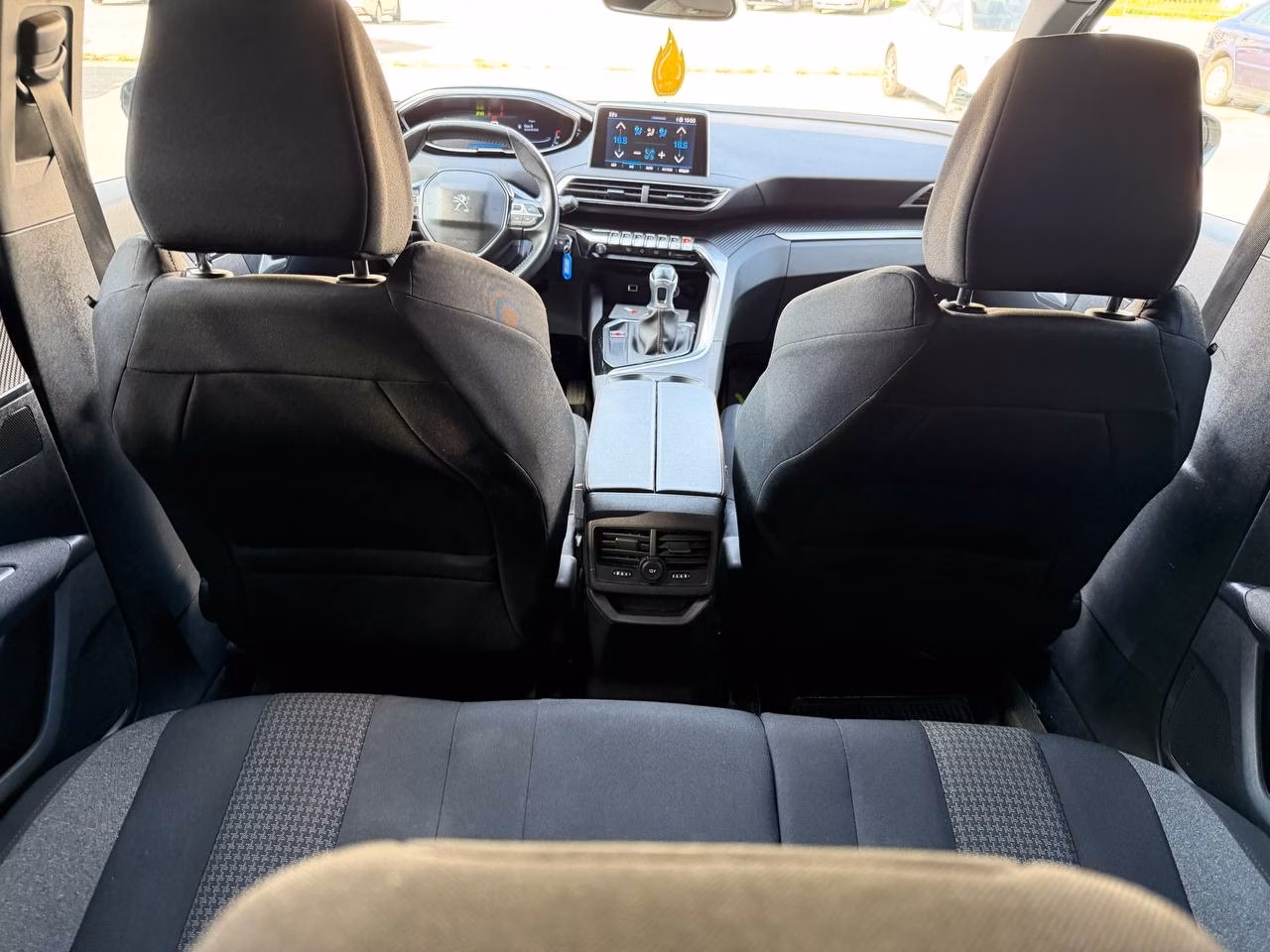 Peugeot 3008 фото 15