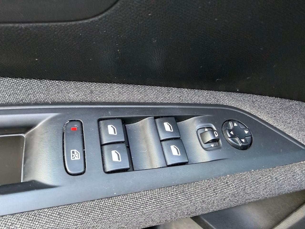 Peugeot 3008 фото 16