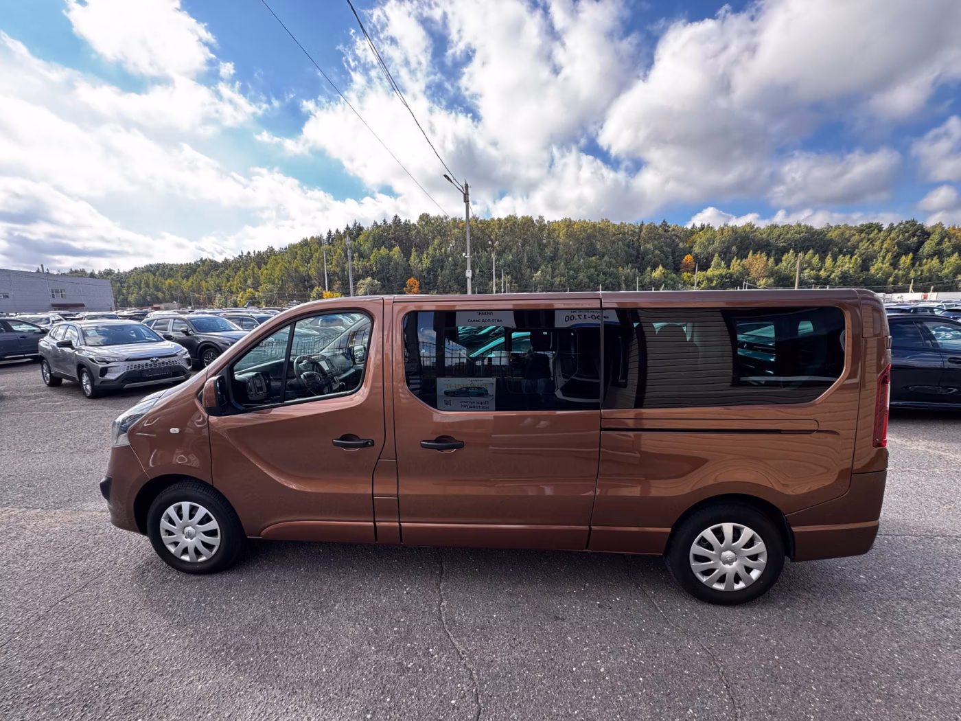Opel Vivaro фото 8