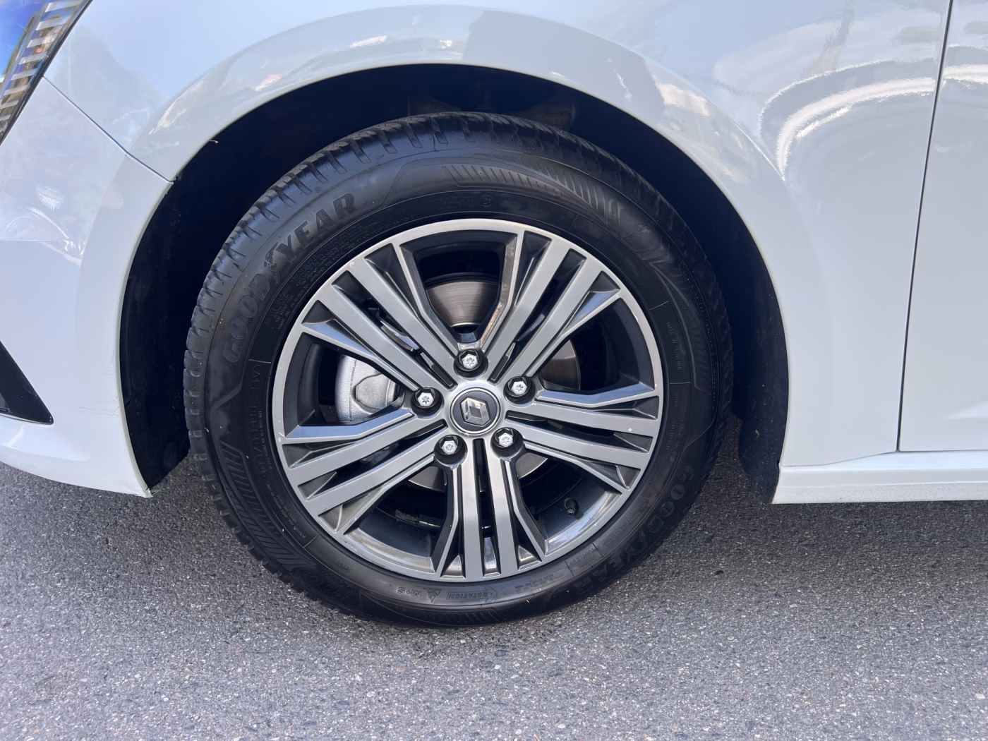 Renault Megane фото 18