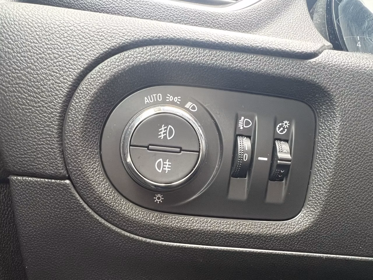 Opel Grandland X фото 17