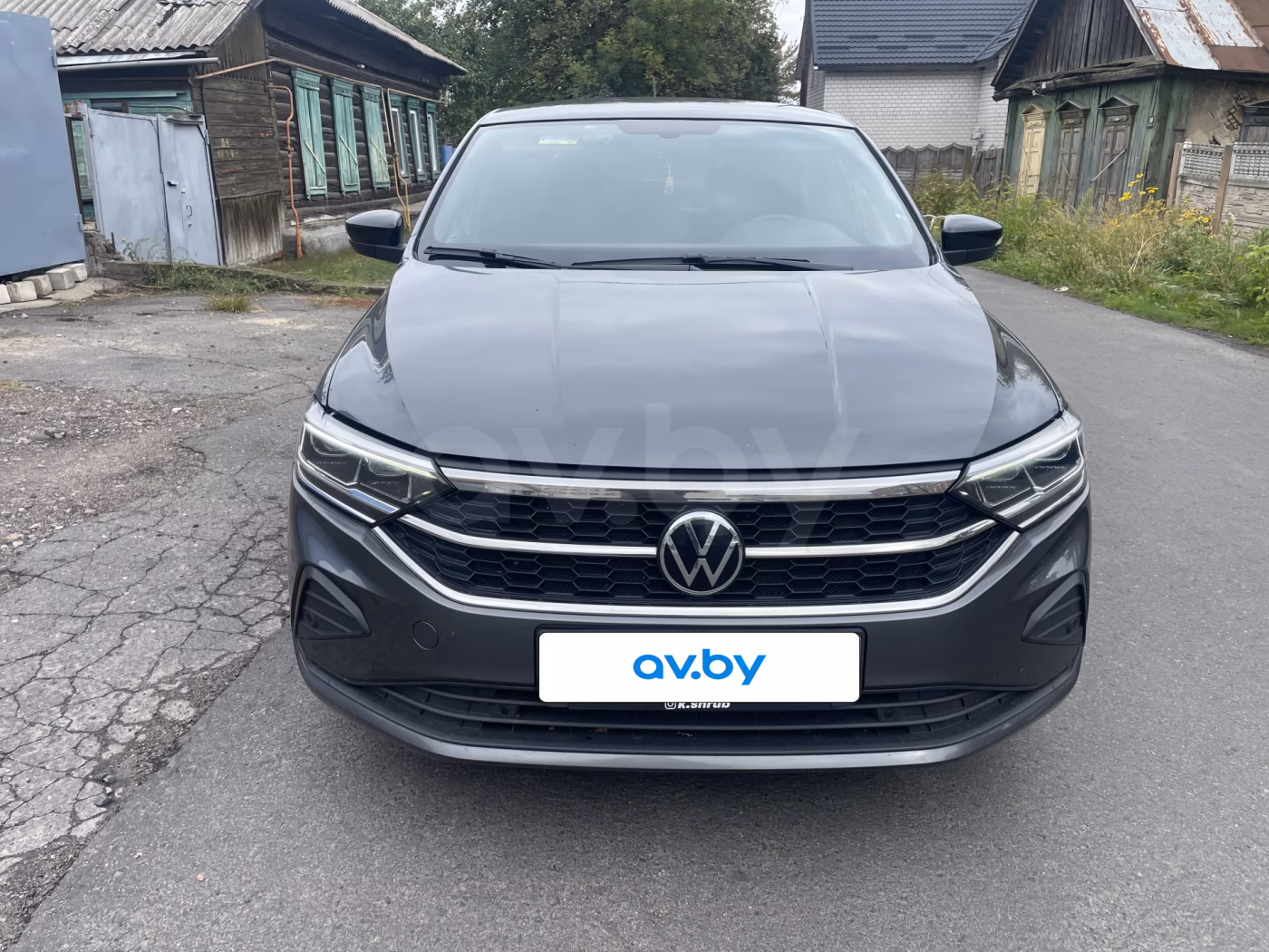 Volkswagen Polo Sedan фото 2