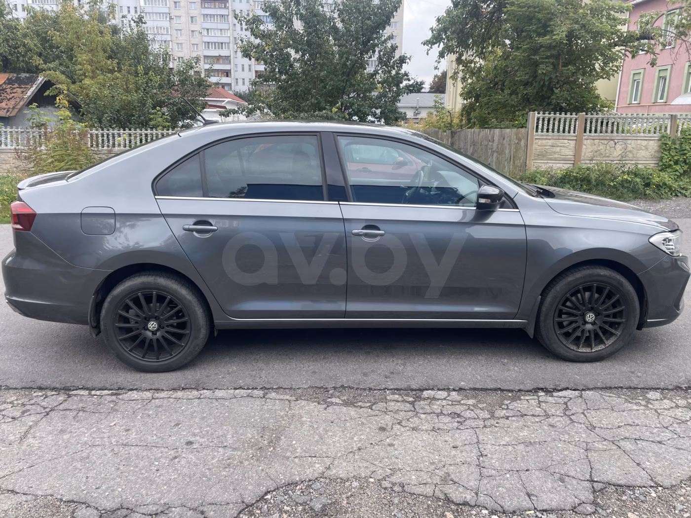 Volkswagen Polo Sedan фото 3