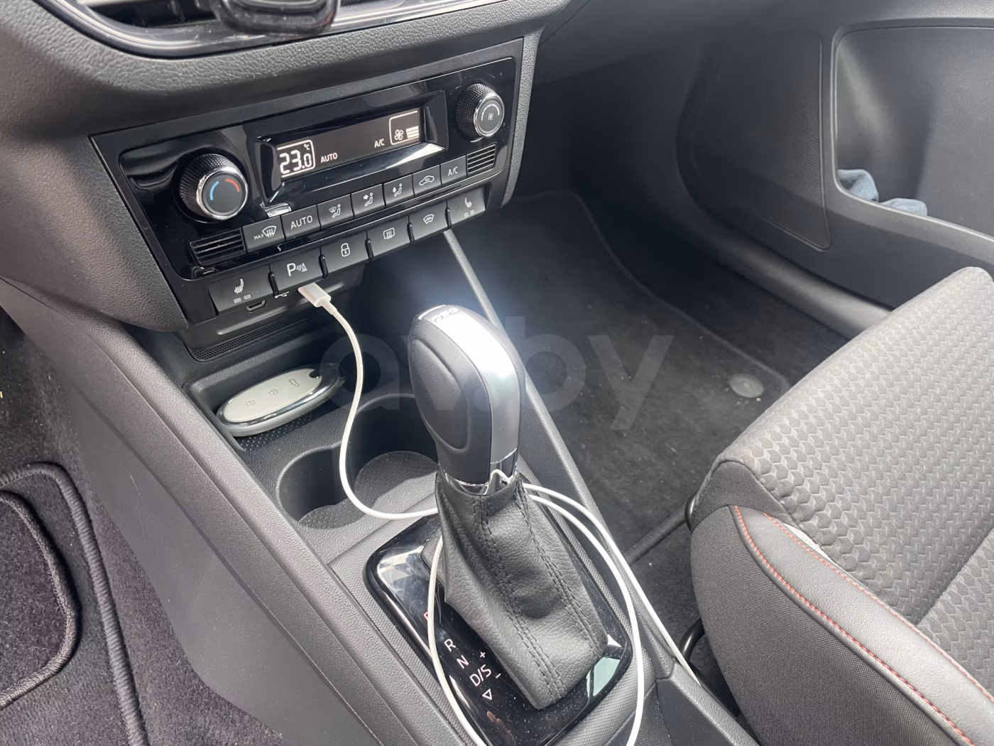 Volkswagen Polo Sedan фото 14