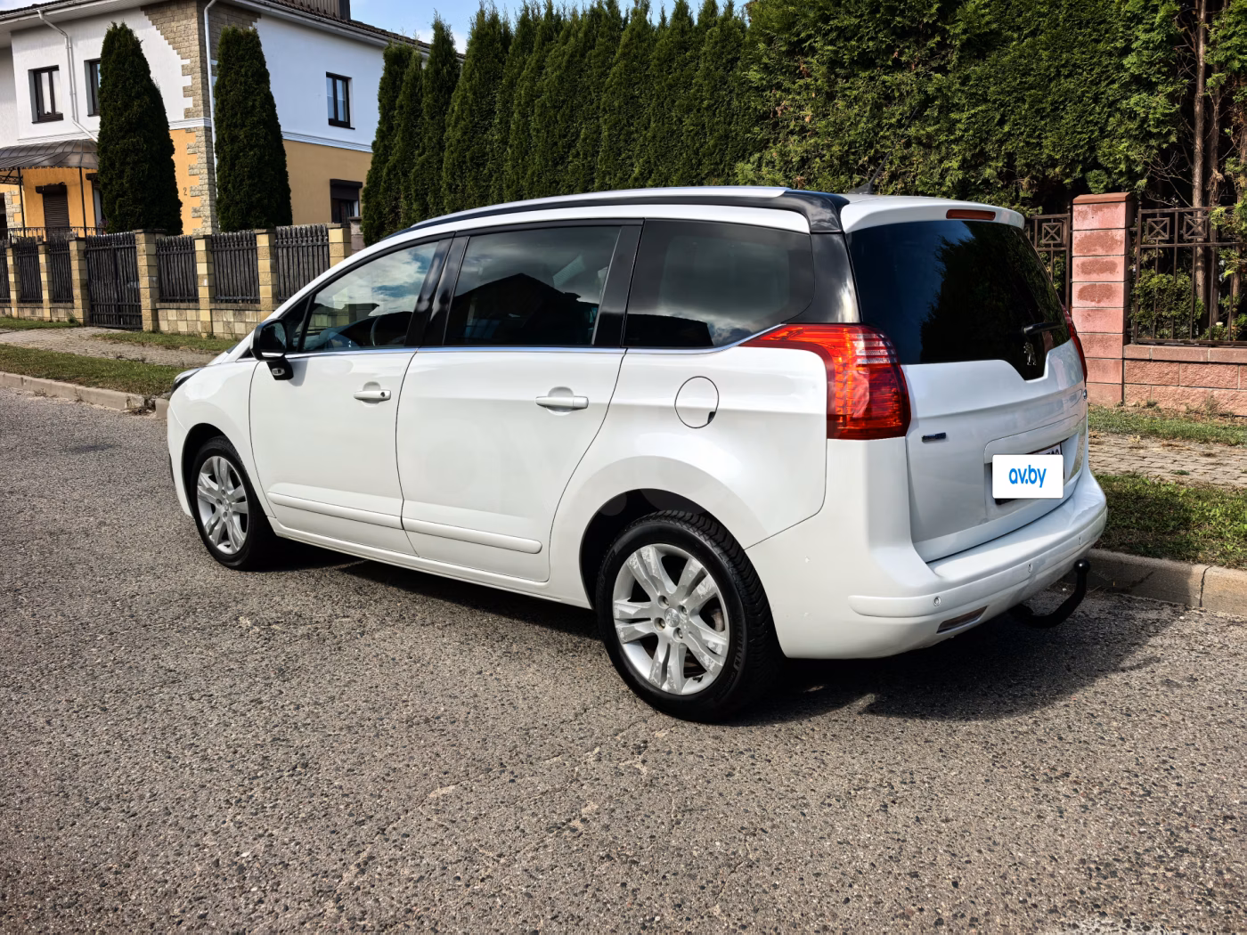 Peugeot 5008 фото 3