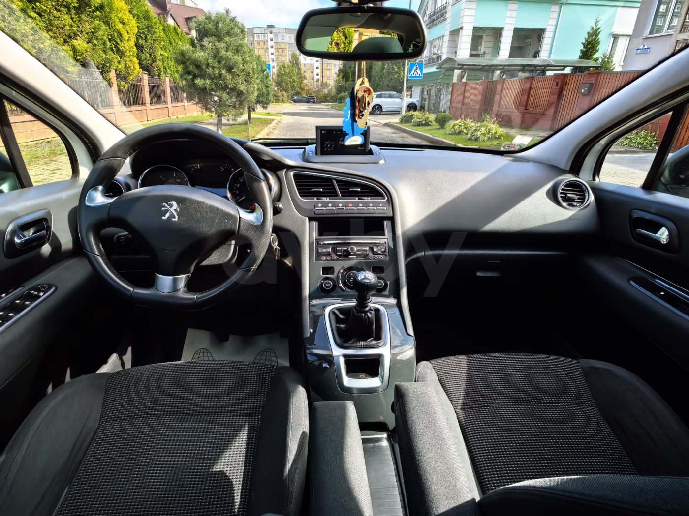 Peugeot 5008 фото 13