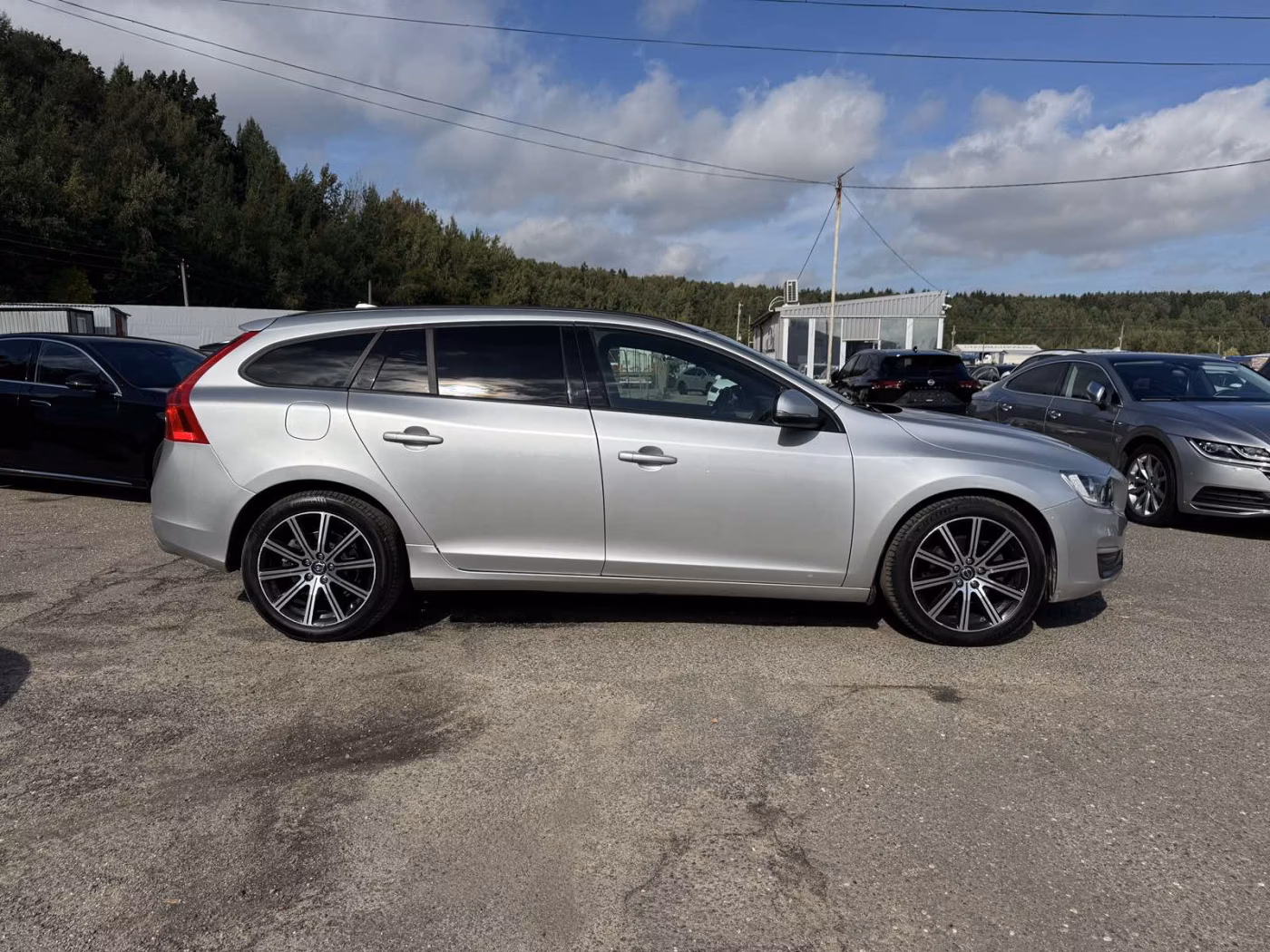 Volvo V60 фото 4