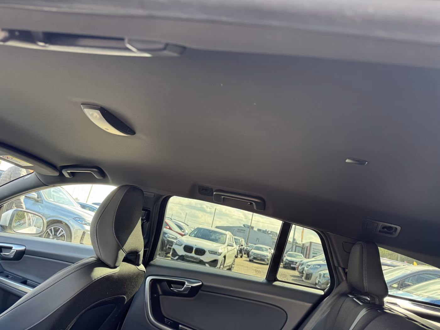 Volvo V60 фото 13