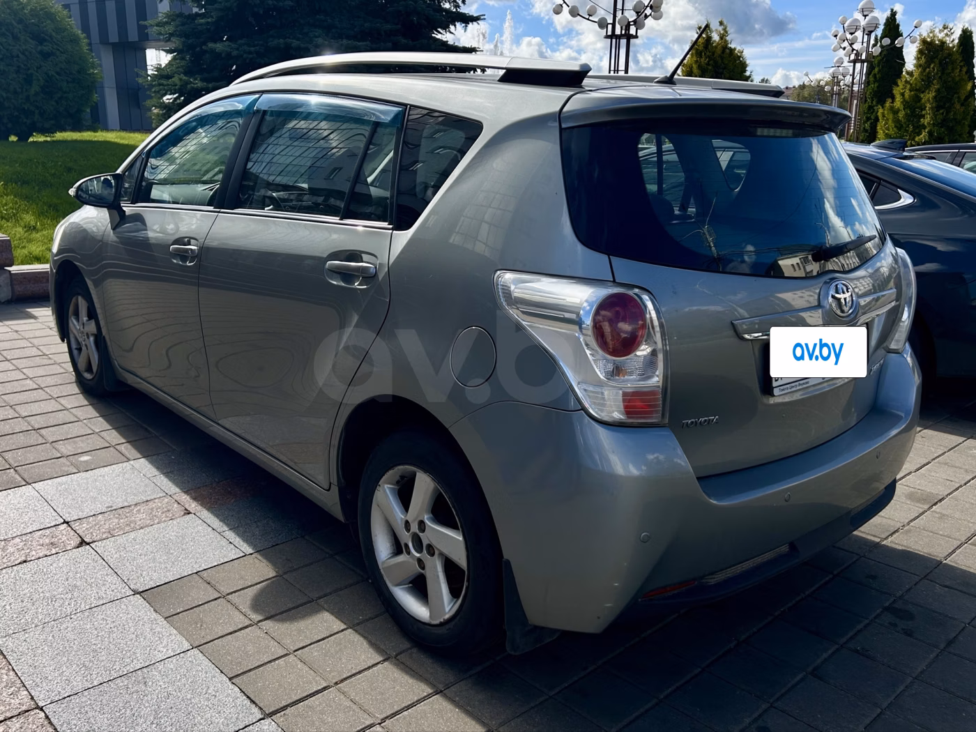 Toyota Verso фото 3