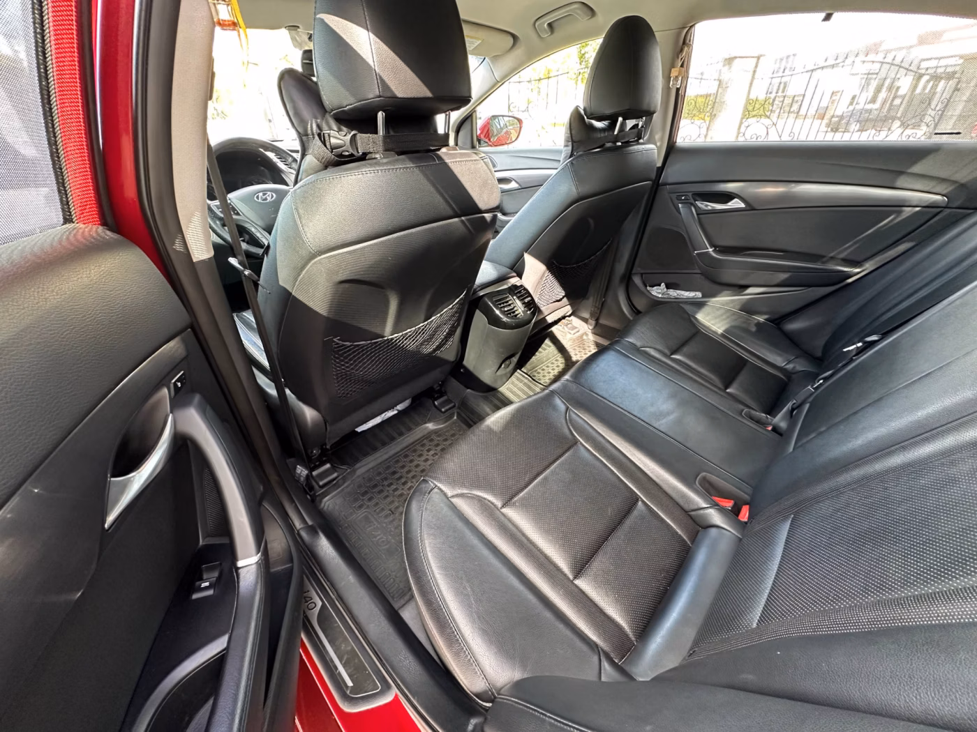 Hyundai i40 фото 10