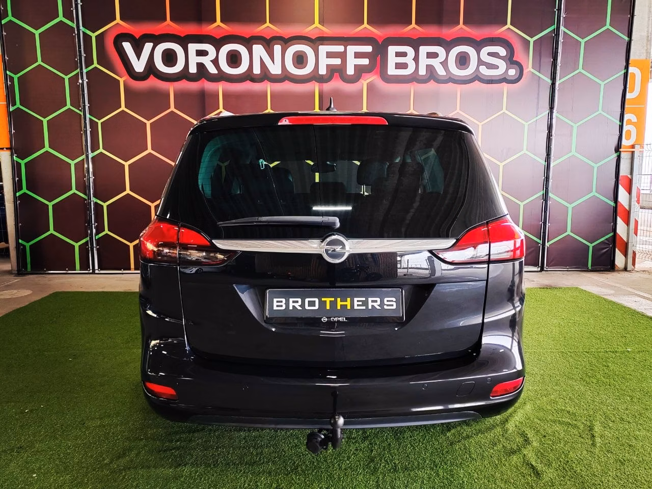 Opel Zafira фото 3
