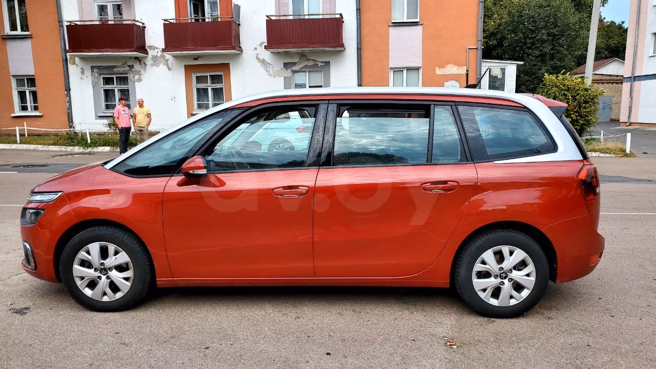 Citroen C4 Grand Spacetourer фото 8