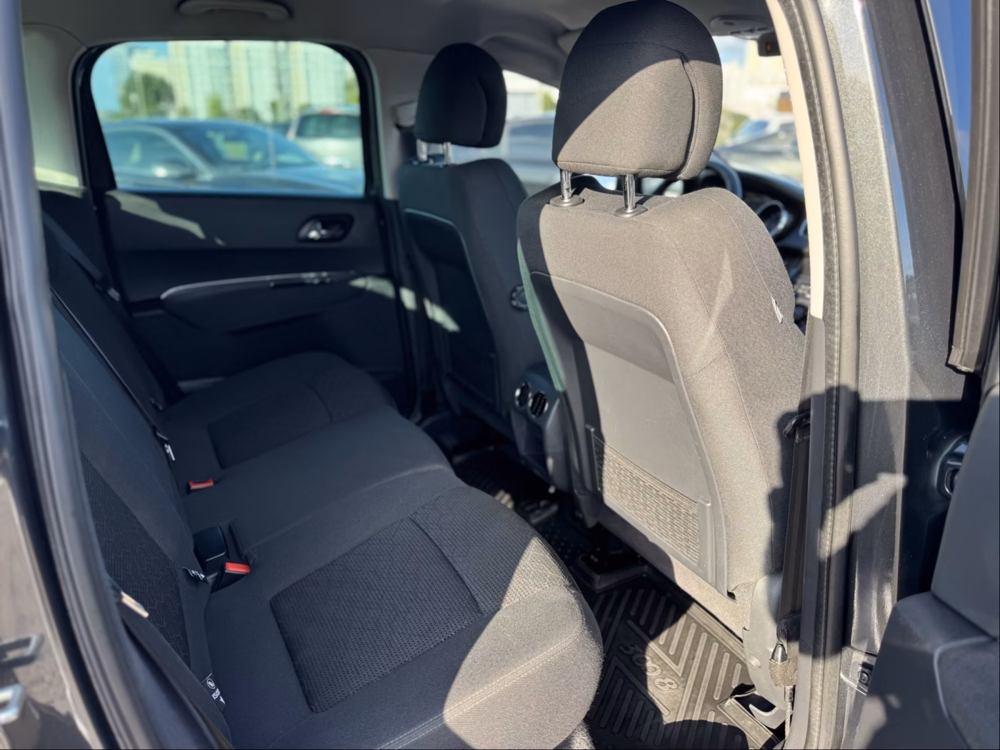 Peugeot 3008 фото 13