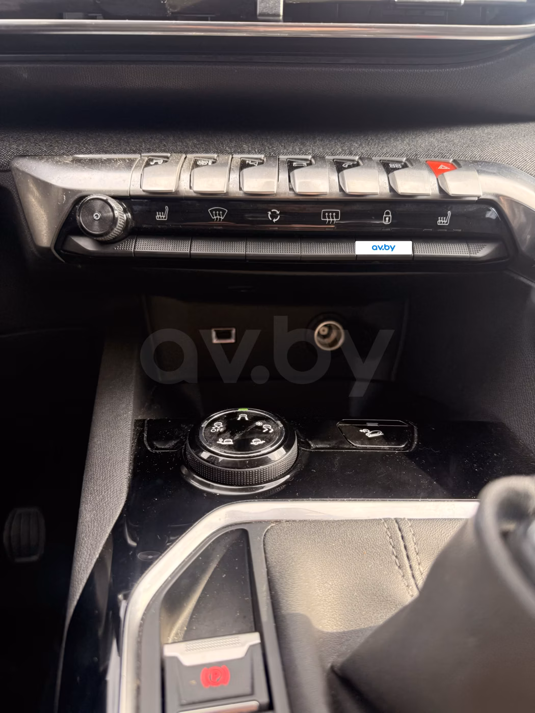 Peugeot 3008 фото 10