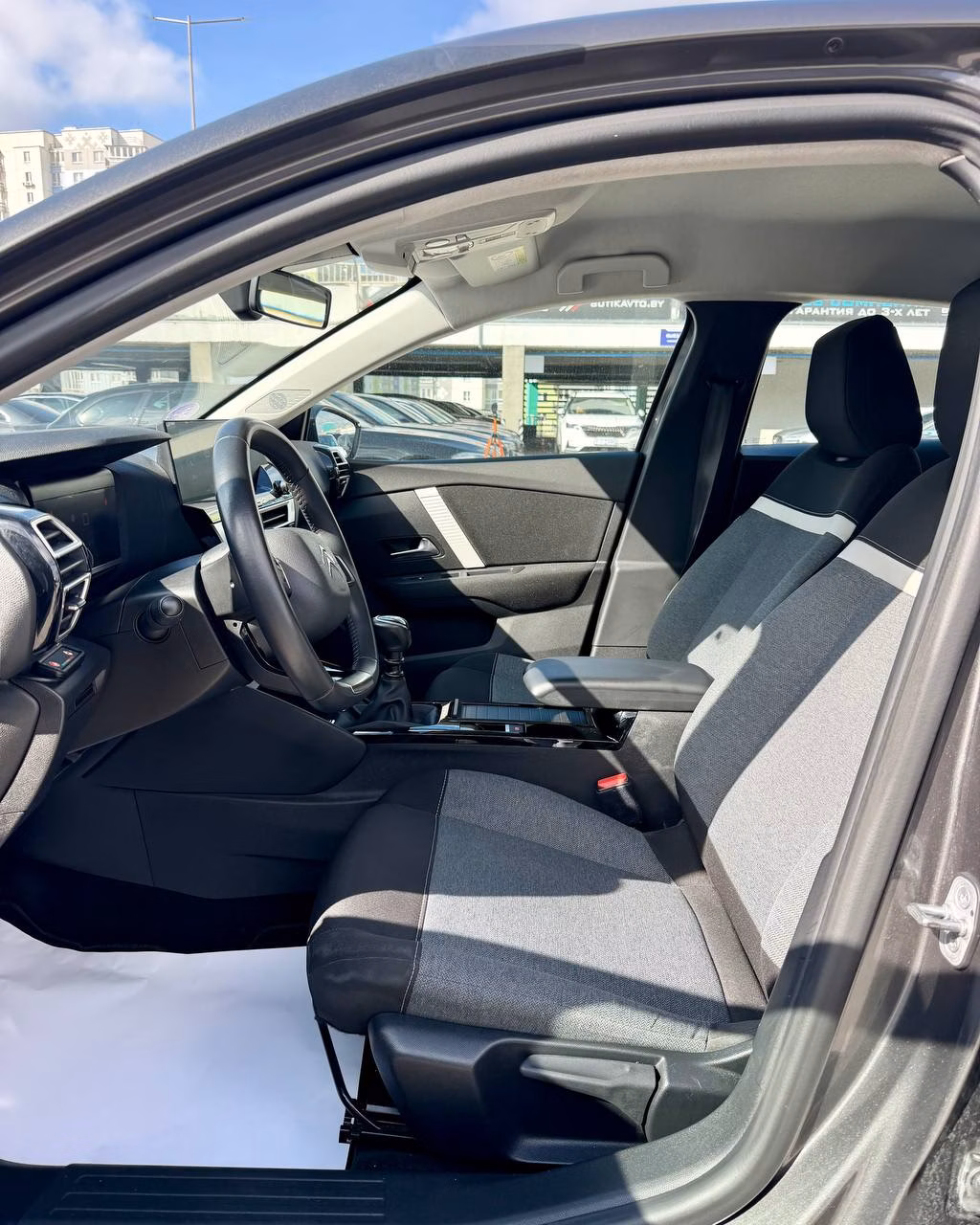 Citroen C4 фото 9