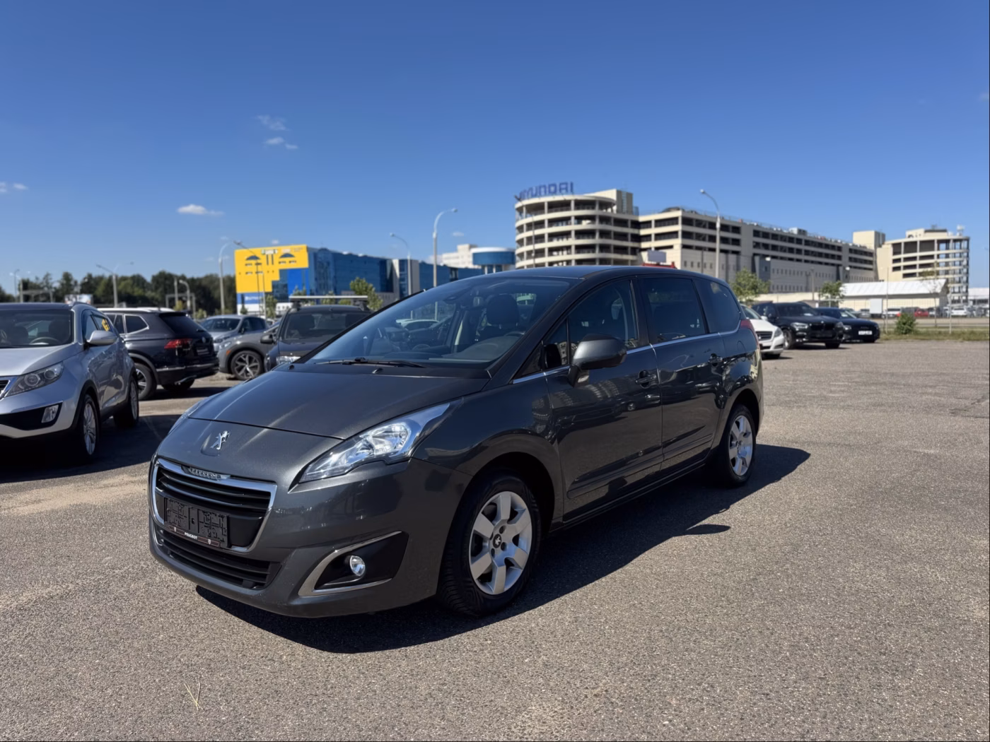 Peugeot 5008 фото 3
