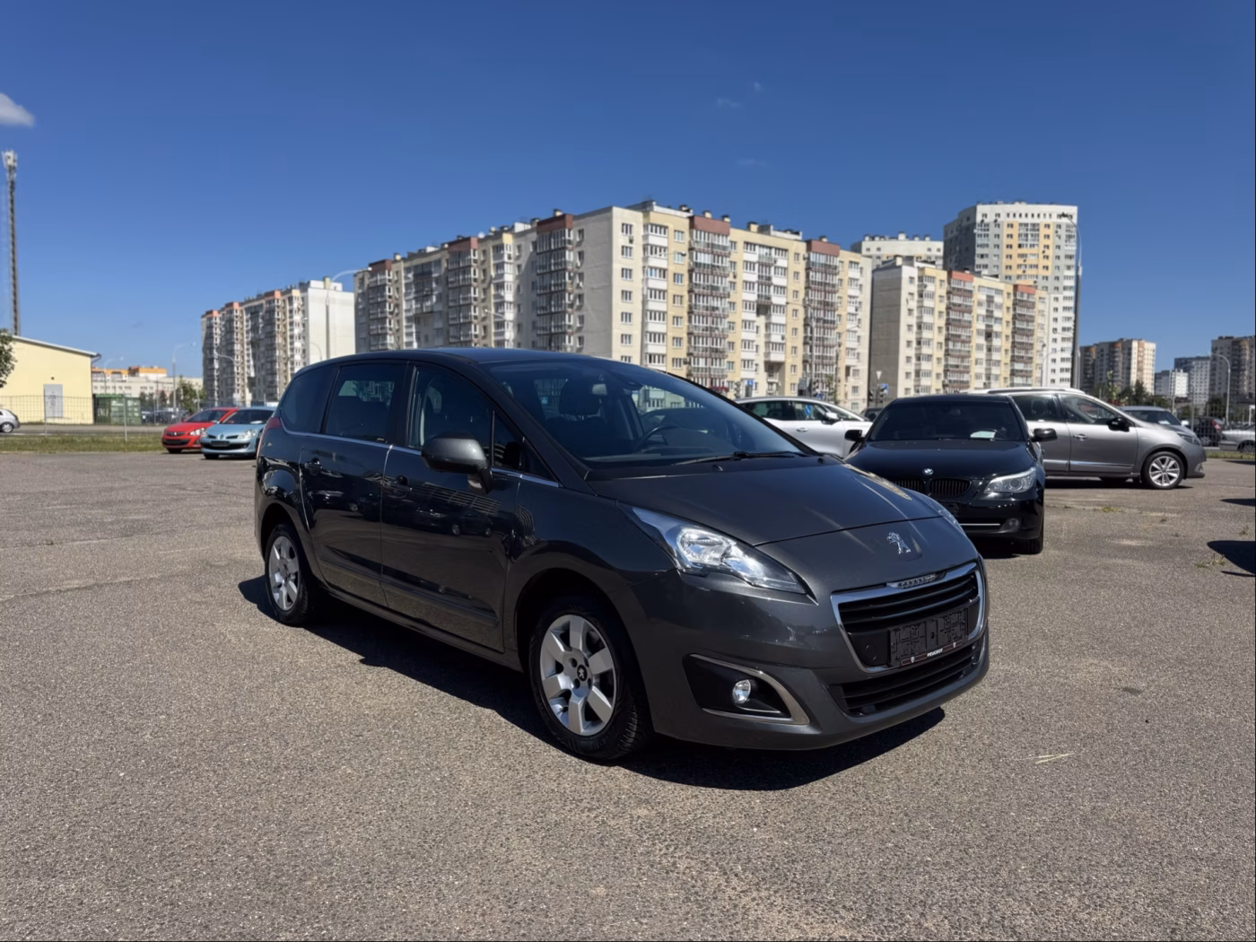 Peugeot 5008 фото 4